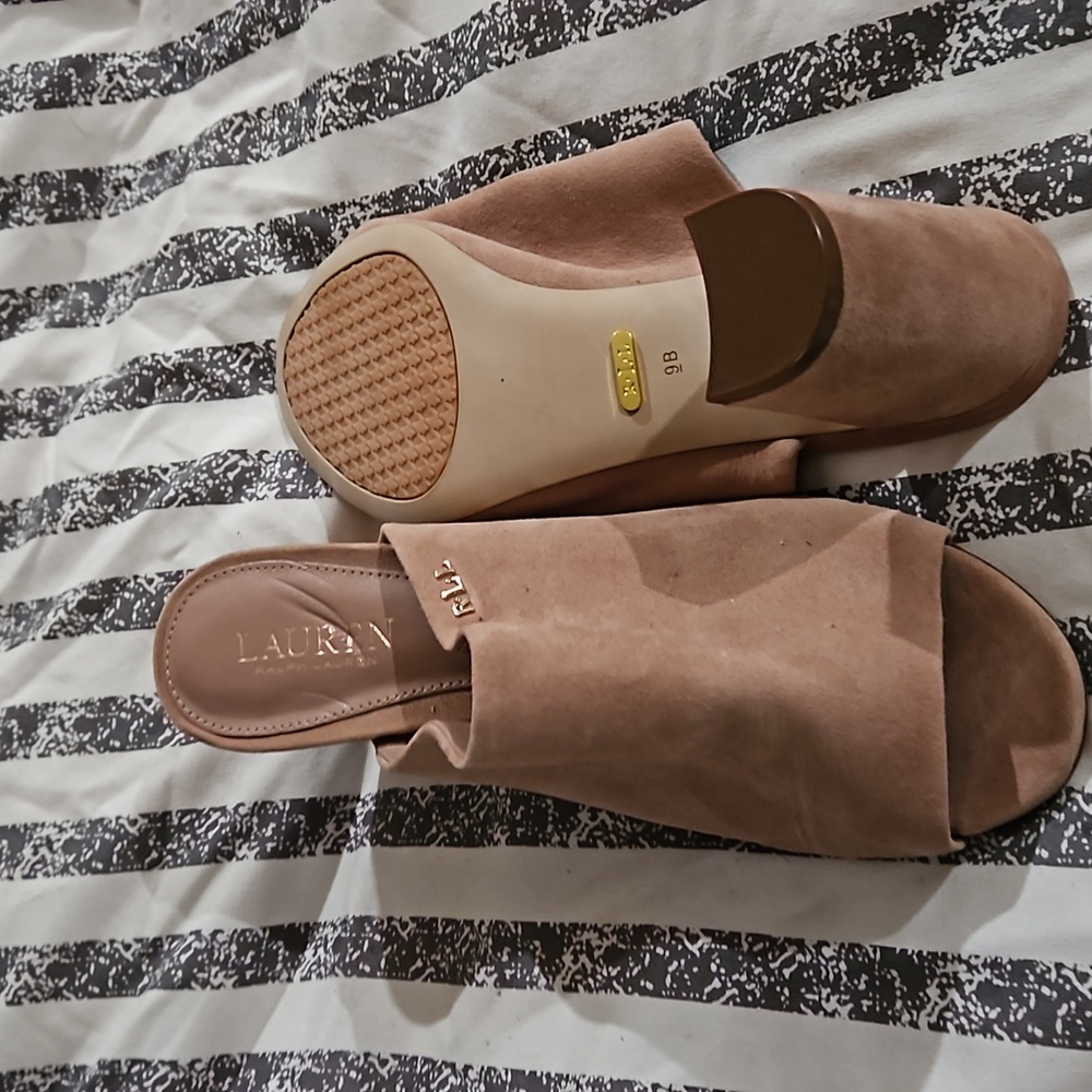 Shoes - Picture 2 of 2